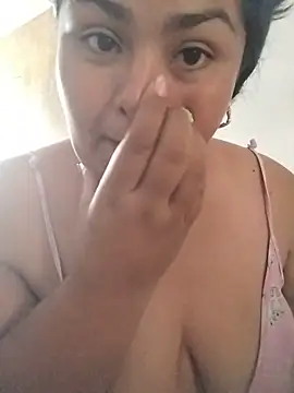 MiaBloom0 webcam