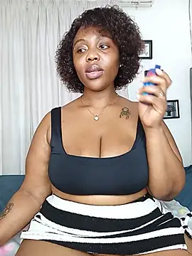 IceBellaCane313 webcam