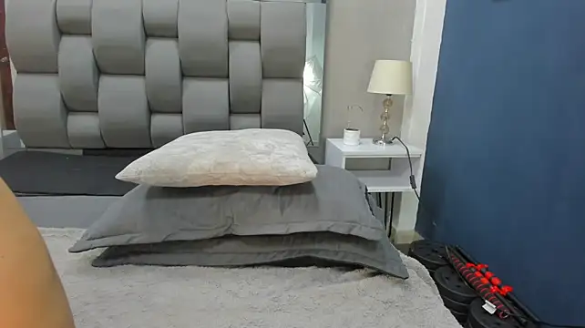Charlie___Musk webcam