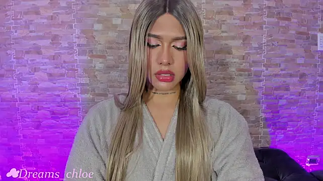 Dreams_Chloe webcam
