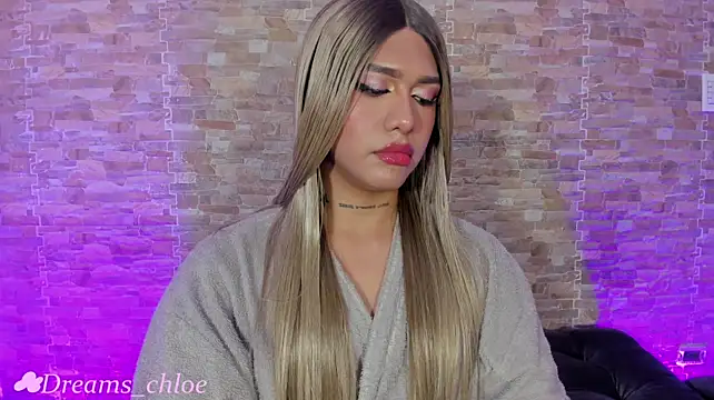 Dreams_Chloe webcam