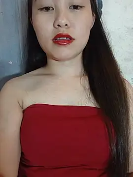 Cherry-squirtt live cam on StripChat
