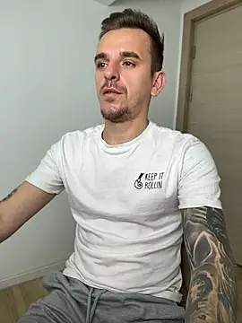 Huge_cock22cm avatar
