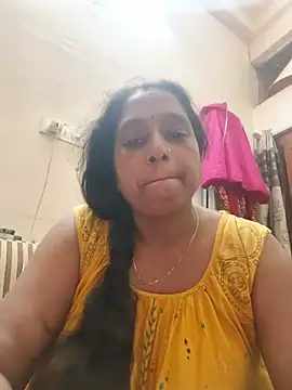 Sexy-Konika live sex cam