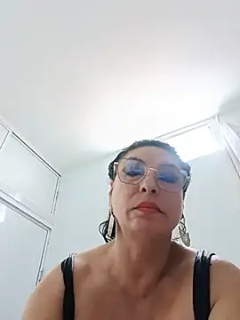 katysquirtdirty live cam preview