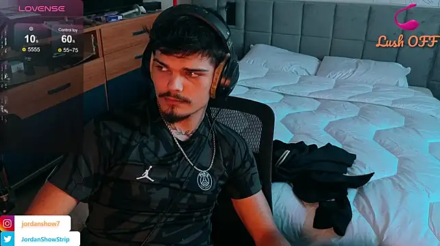 JordanShow webcam