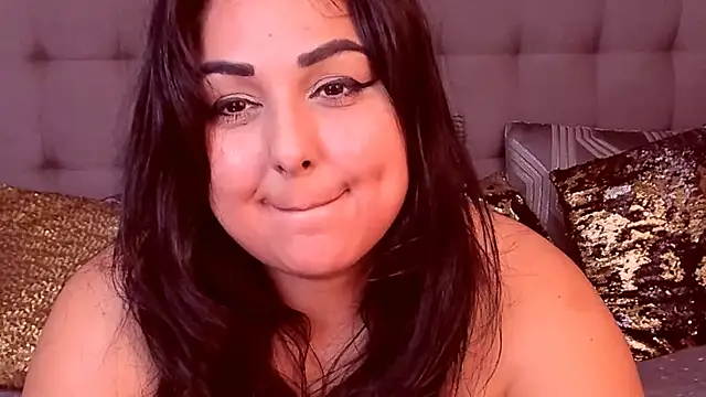 SelenaNoctis webcam