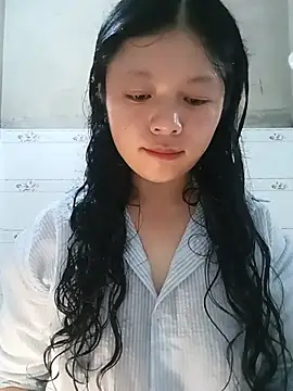 lisa-bae00