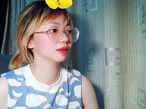 Guggling8866 webcam