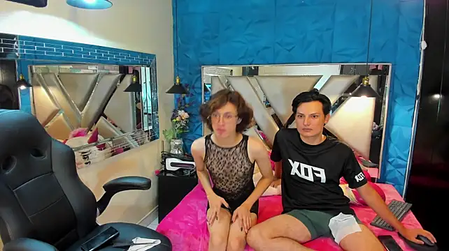 Oven_And_Jav webcam