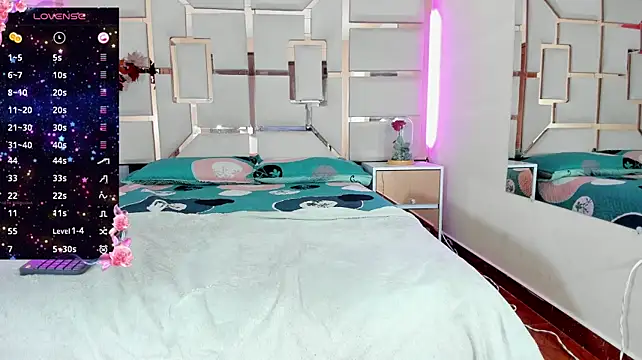 alejita_moon webcam