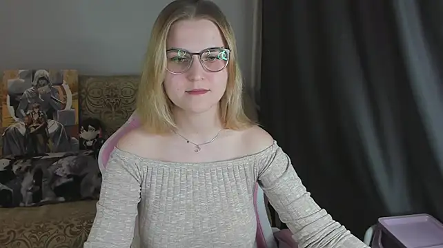 MissBrightShine webcam