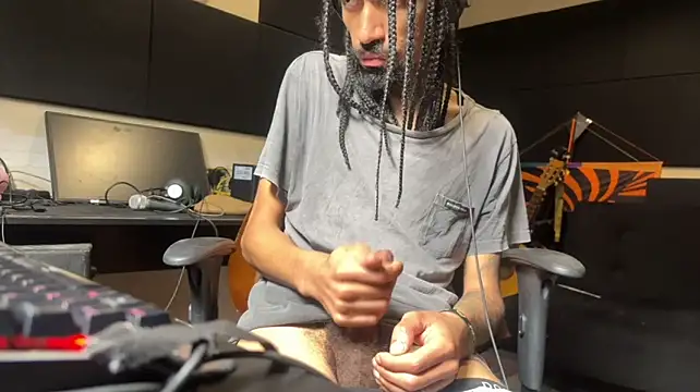 FavelaDaddyCum webcam