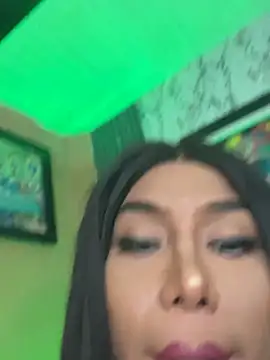 sexybigcum_ live cam on StripChat