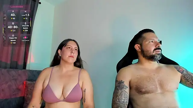 FreeLoveCouple webcam