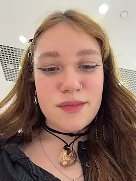 lucy-joy webcam