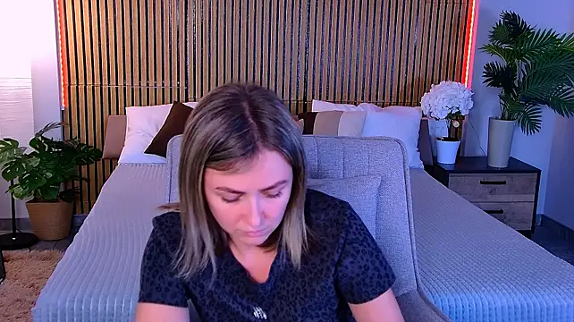 EmeraldGlow webcam