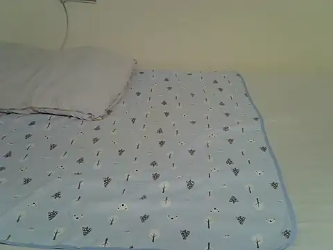 creamypetite webcam