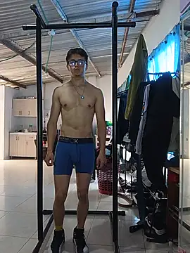 Davitfitnosuke webcam