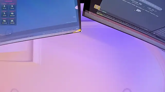 Linda_Moonrose webcam