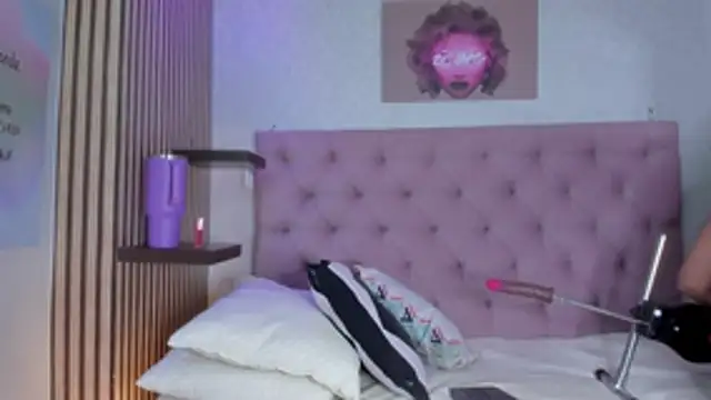 adelle__fox webcam