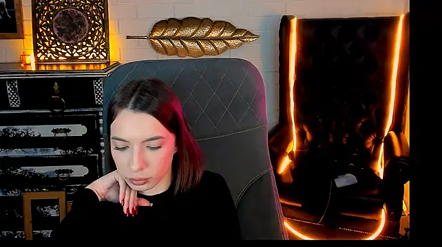ElzaMadison webcam