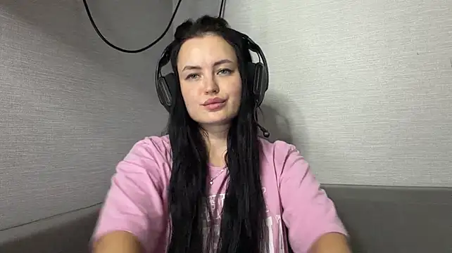 ArnitaCraun webcam
