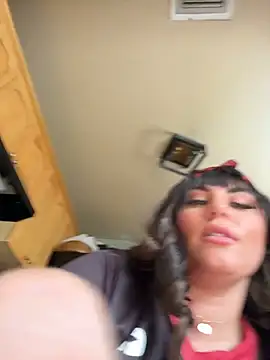 lovely_beast webcam