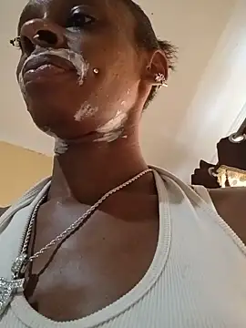 Jasmine_FullsShine webcam