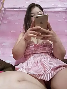 julybe webcam