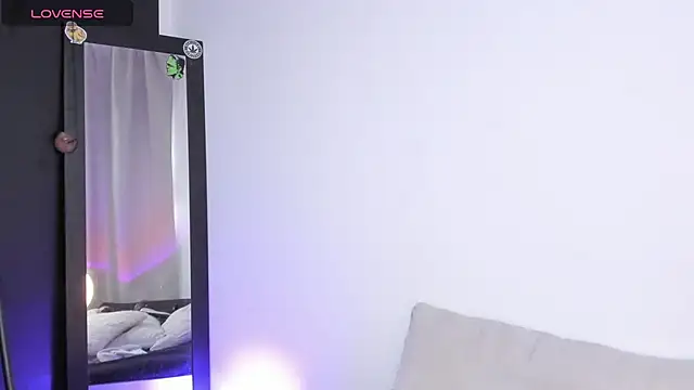 noemi_foxxx webcam