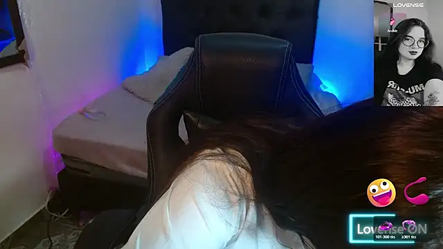 KrystalAdams webcam