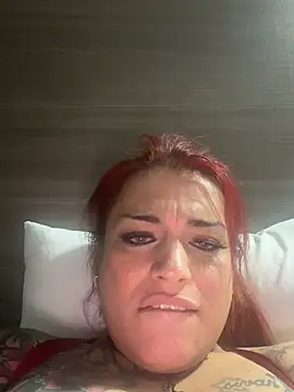 UrHellBri-L webcam