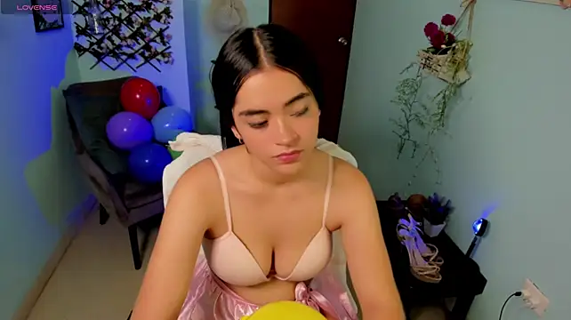Sharon_Stoone webcam