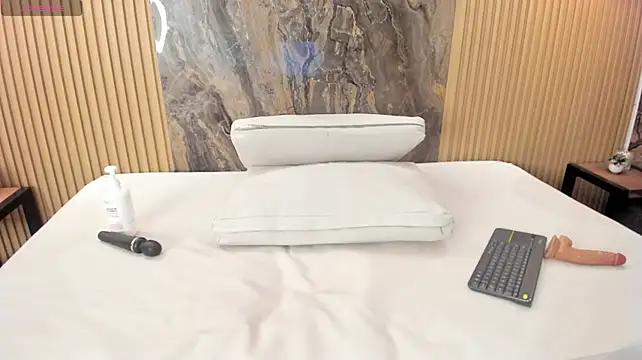 siena_moore webcam
