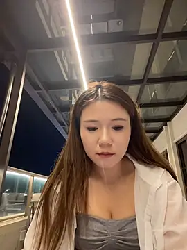 Mia999 webcam
