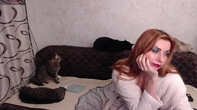 Olivia_Winston webcam