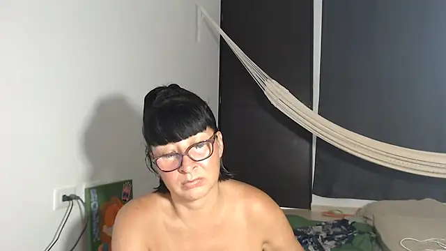 HellenLatin webcam