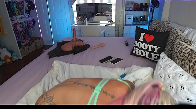 emmagray001 webcam