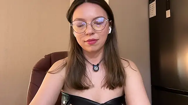 Victoria1Love webcam