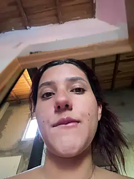 emmariders2 live cam on StripChat