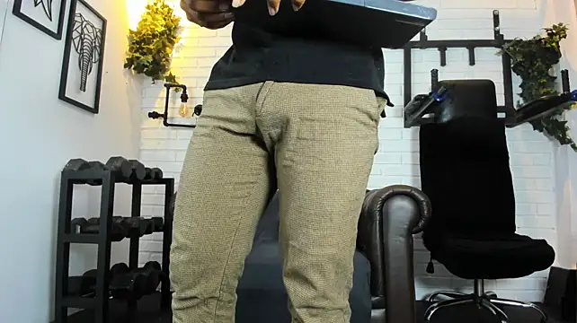 ItaloMoore webcam