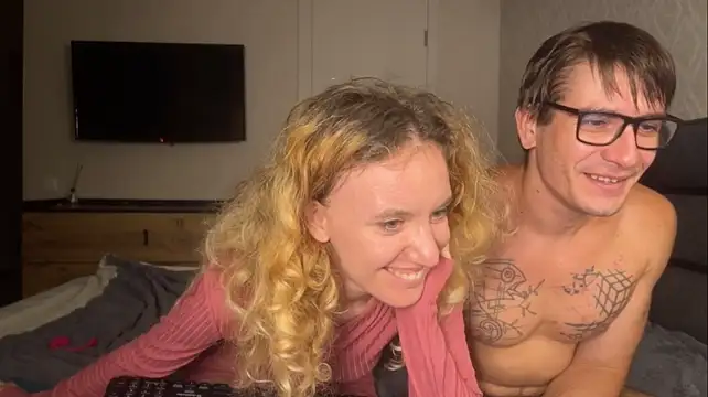Play_Me_Softly webcam