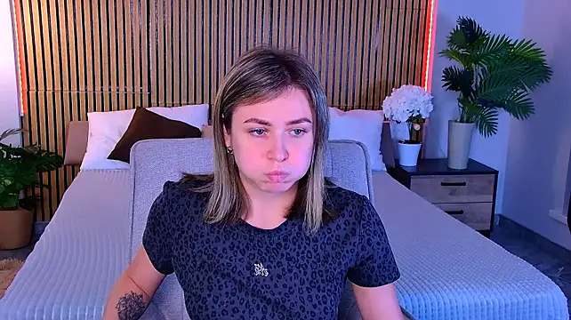 EmeraldGlow webcam