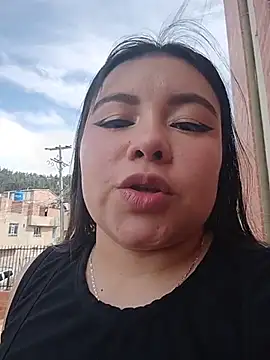 lucy_blush webcam