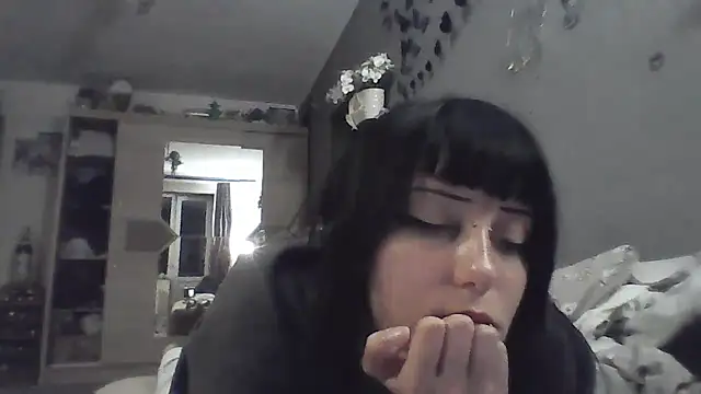 ChargedReign live cam on StripChat