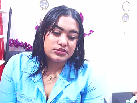 SWEETALIICEHOT live cam on StripChat