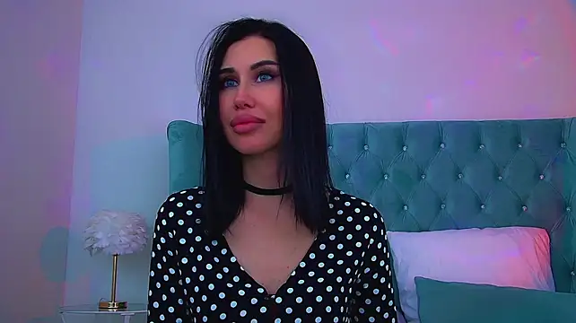 KaylaMous live cam on StripChat
