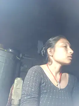 Aaradhyahot05 webcam