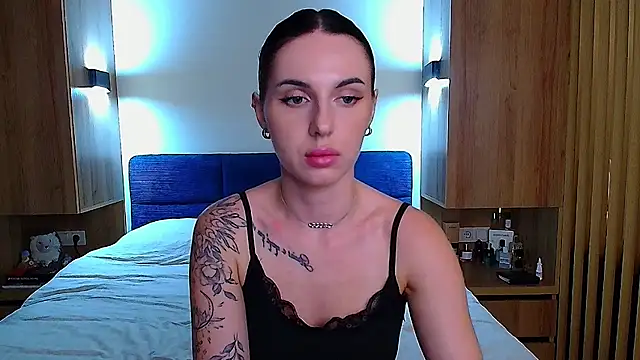 Mindblowing_Woman webcam